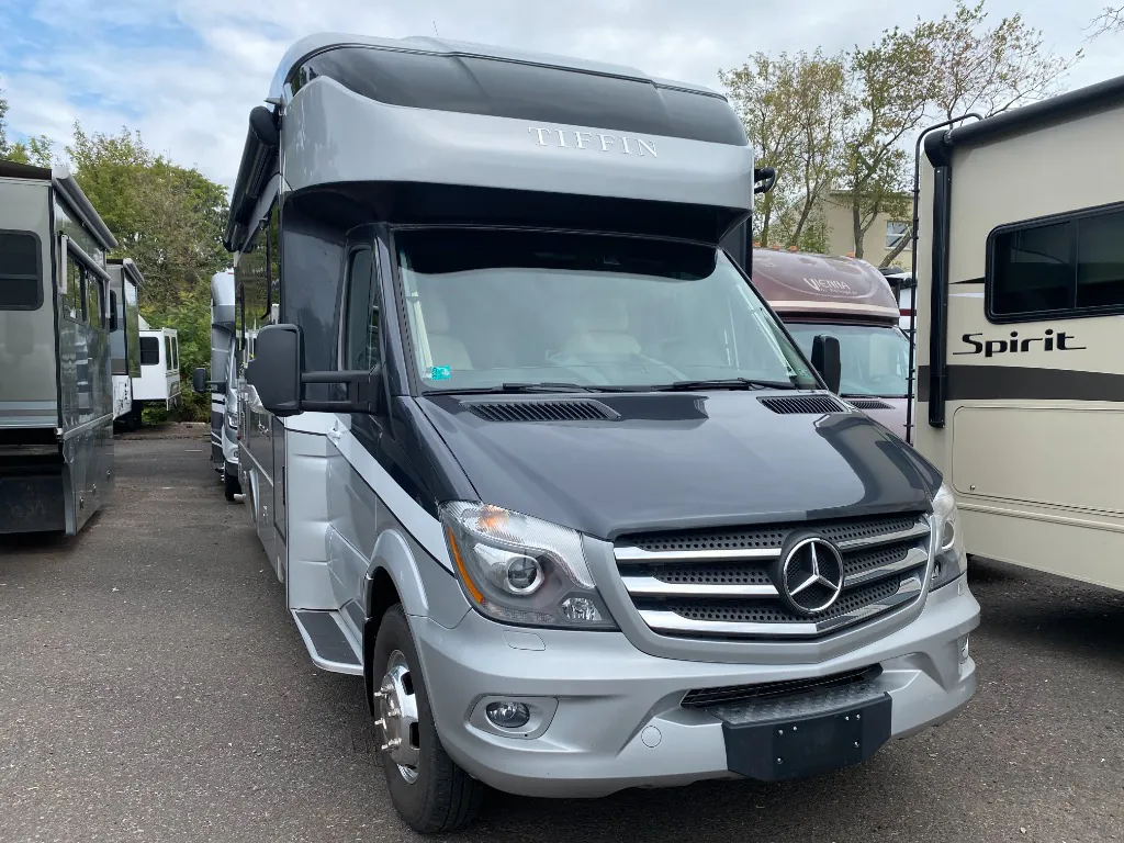 2019 Tiffin Wayfarer 24 TW, Photos photo 4