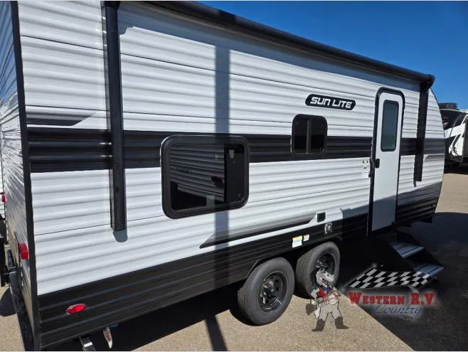 2026 Sunset Park RV Sun Lite LTD 21DB - Photo 2