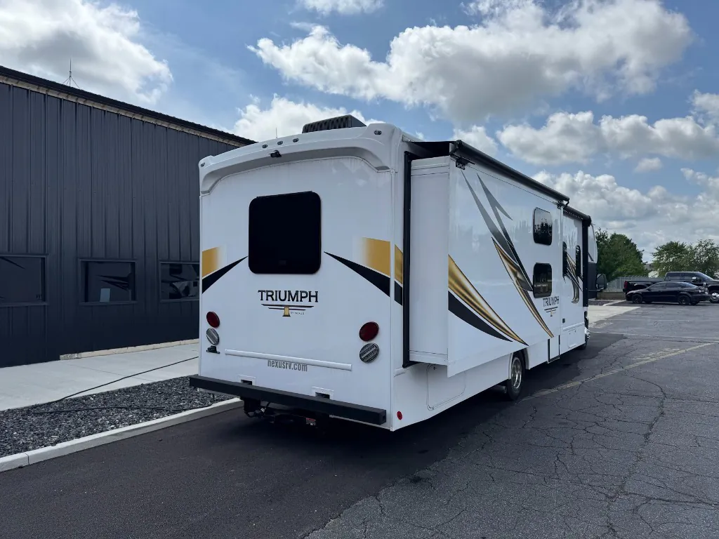 2026 Nexus Triumph 32T, Photos photo 13