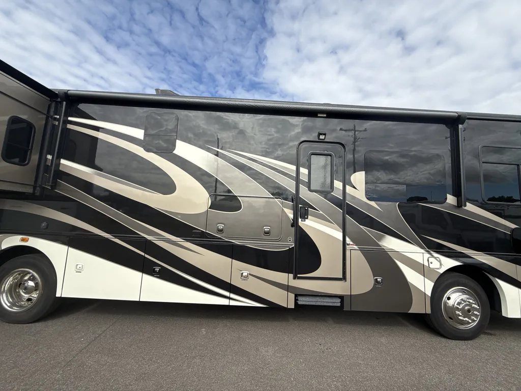 2020 Coachmen Sportscoach Srs 366BH, Photos photo 27