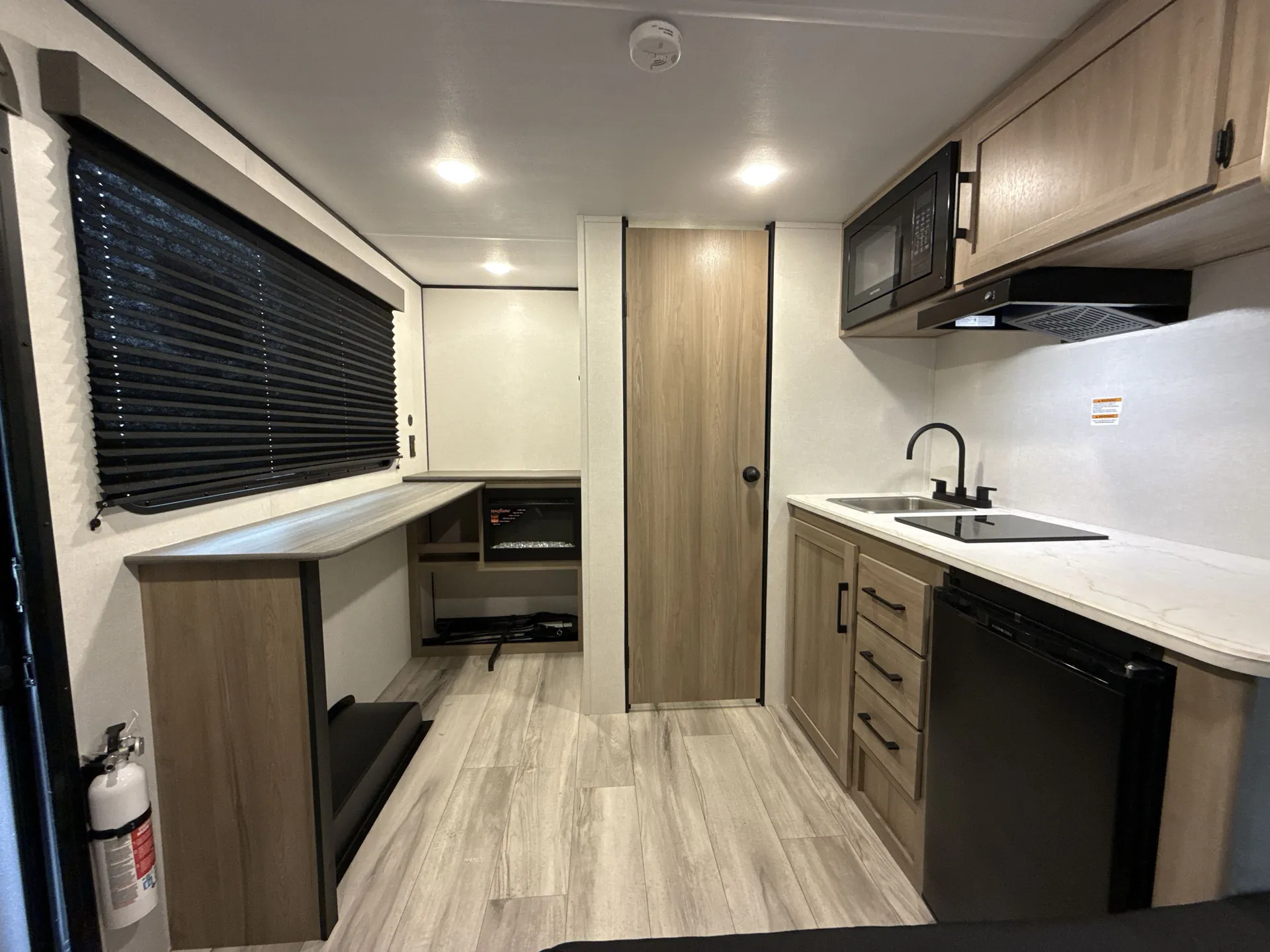 2026 Keystone Coleman 13R — living area main