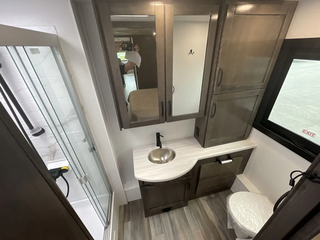 2026 Entegra Coach Vision XL 36C, Photos photo 14