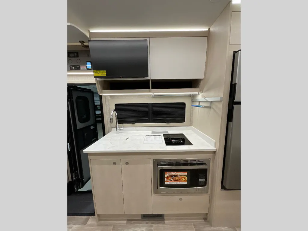 2026 Tiffin Wayfarer 25 XPW, Photos photo 14