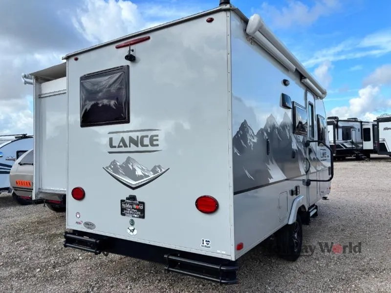 2021 Lance Lance Travel Trailers 1575 - Photo 3