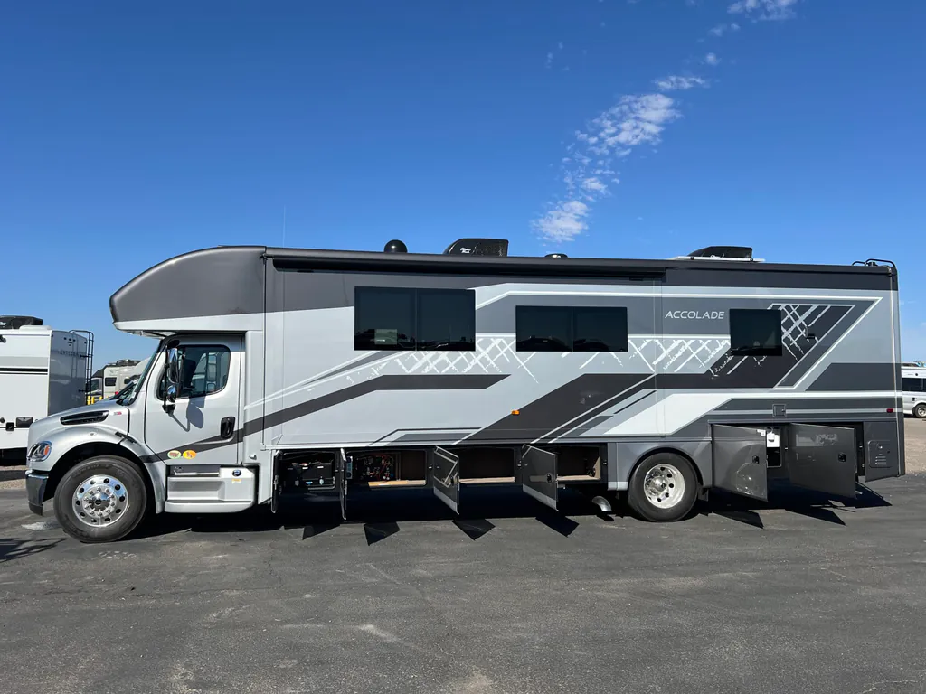 2027 Entegra Coach Accolade 37K, Photos photo 34
