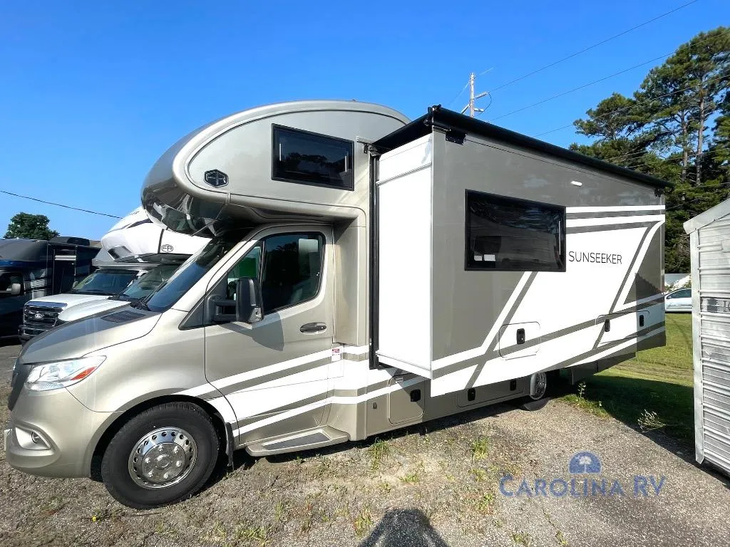 2026 Forest River Sunseeker MBS 2400T - Photo 4