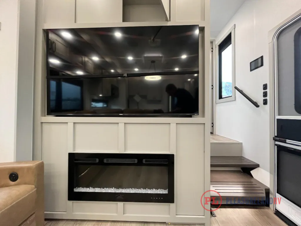 2026 Brinkley Model G 3970, Photos photo 29