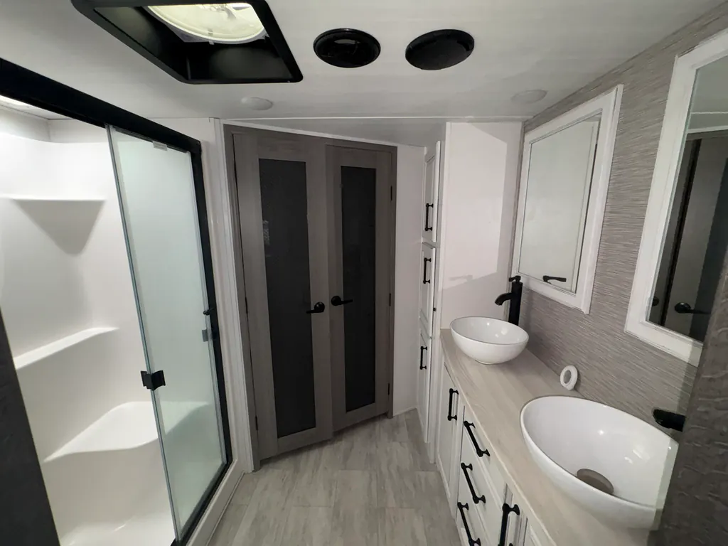 2023 Keystone Montana 3901RK, Photos photo 31