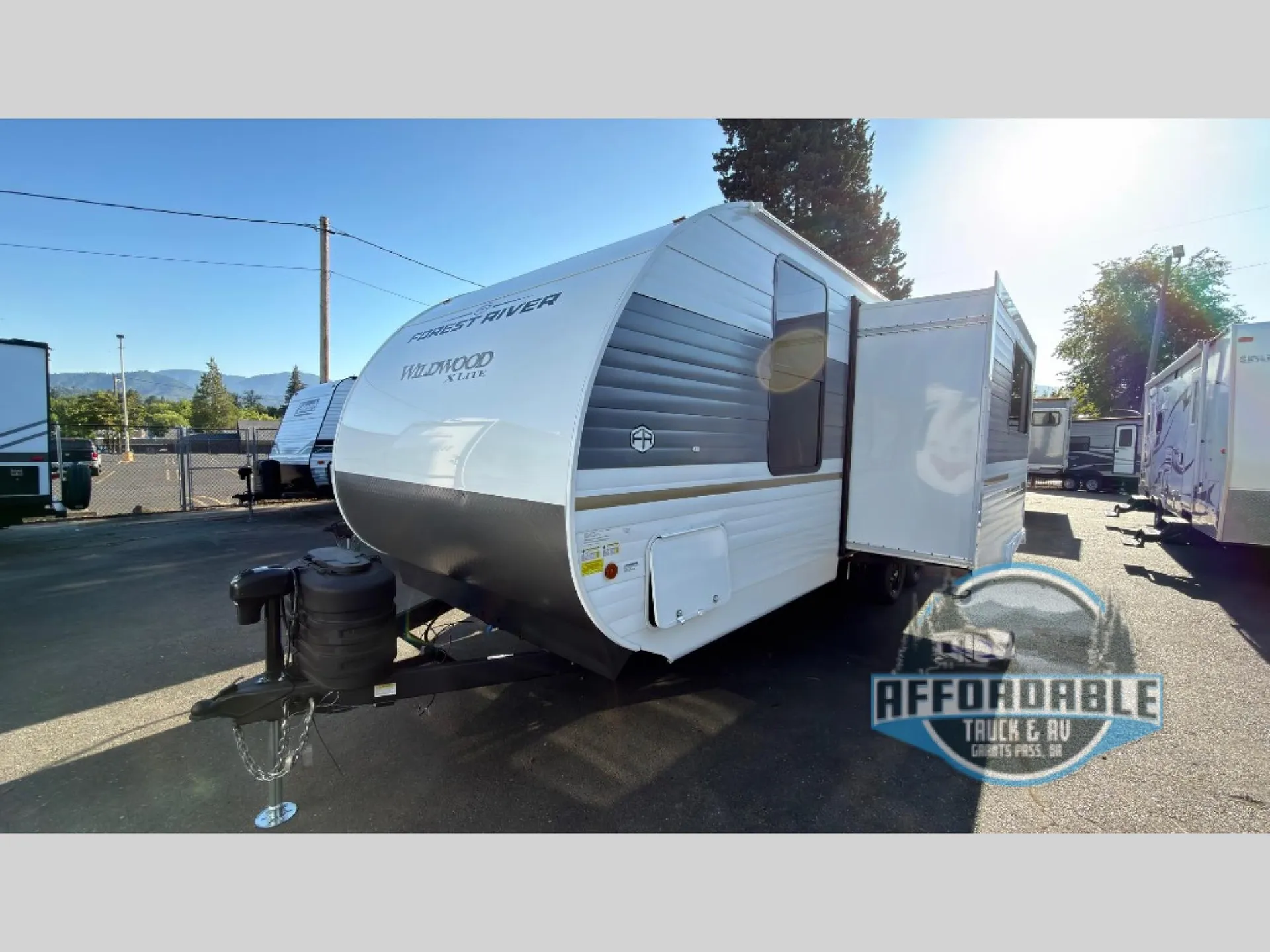 2026 Forest River RV Wildwood X-Lite 241BHXL — Photo 6