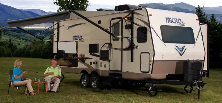Forest River Flagstaff Micro Lite 25FKS exterior