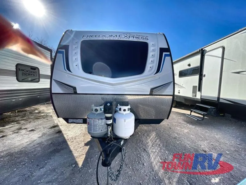 2024 Coachmen RV Freedom Express 192RB - Photo 3