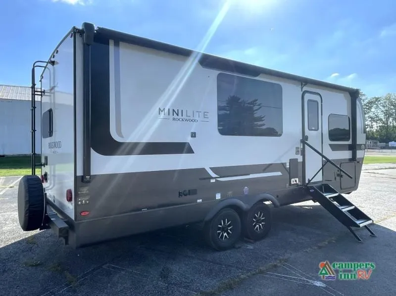 2026 Forest River Rockwood Mini Lite 2522FB - Photo 4