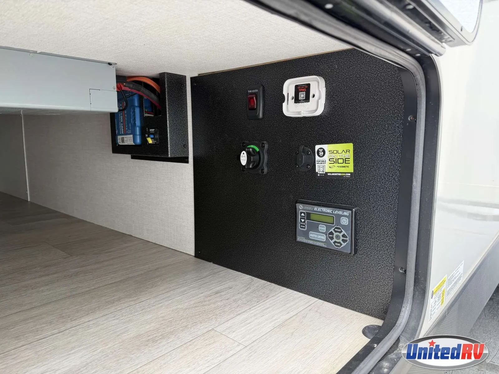 2027 Ember RV Touring Edition 2200ETL - Photo 4
