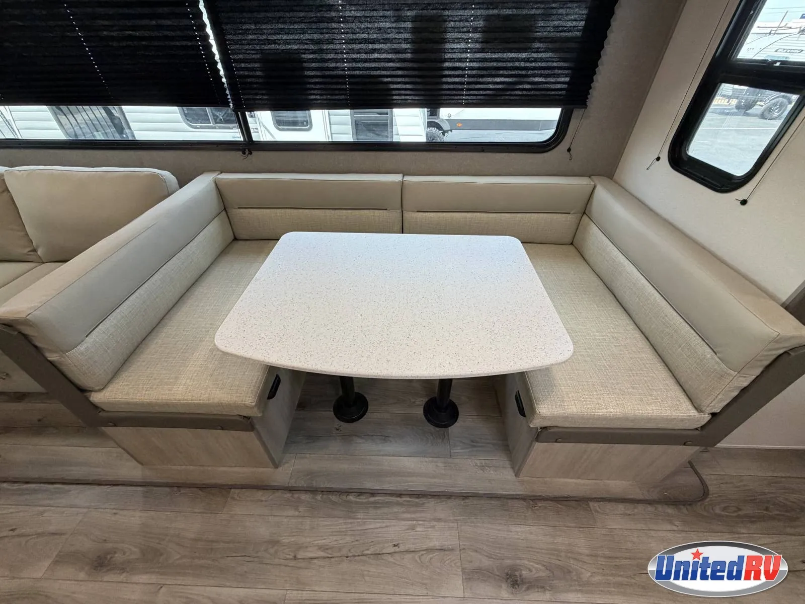 2026 COACHMEN CATALINA 281QBUNK - Photo 4