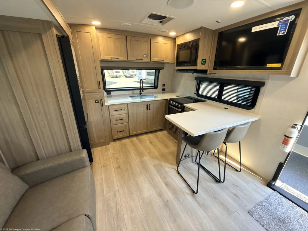 2027 Forest River Rockwood Ultra Lite 2623MBR, Photos photo 16