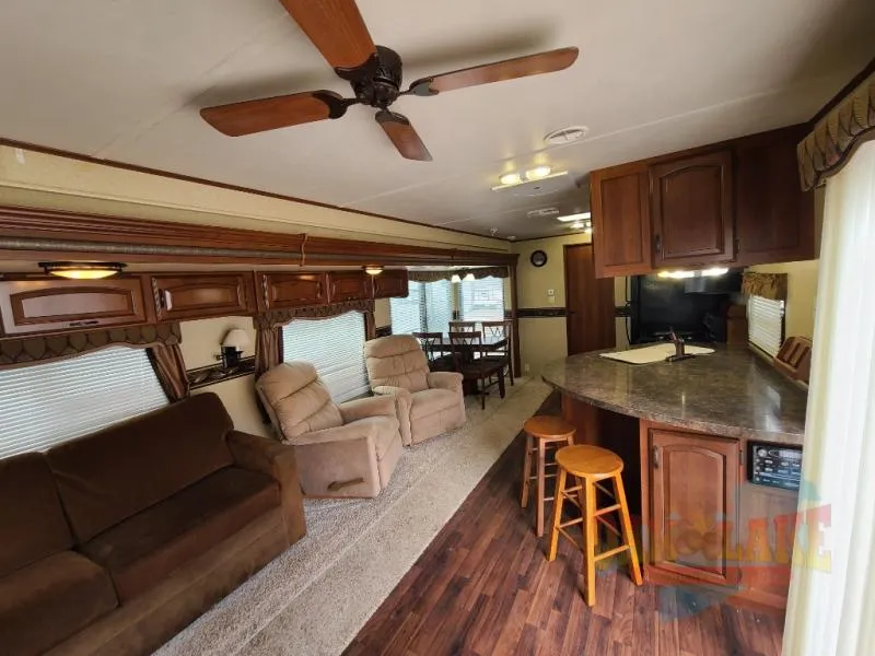 2012 Forest River RV Salem Villa Estate 392RLDS - Photo 4