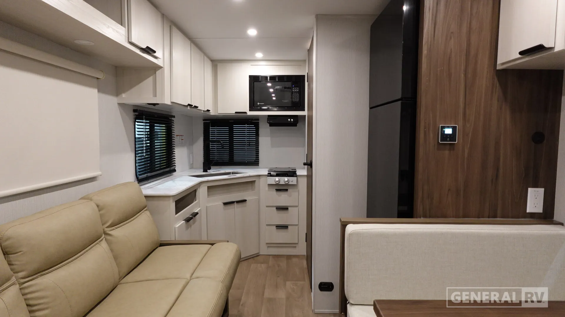 2027 Winnebago Access 18RK - Photo 3
