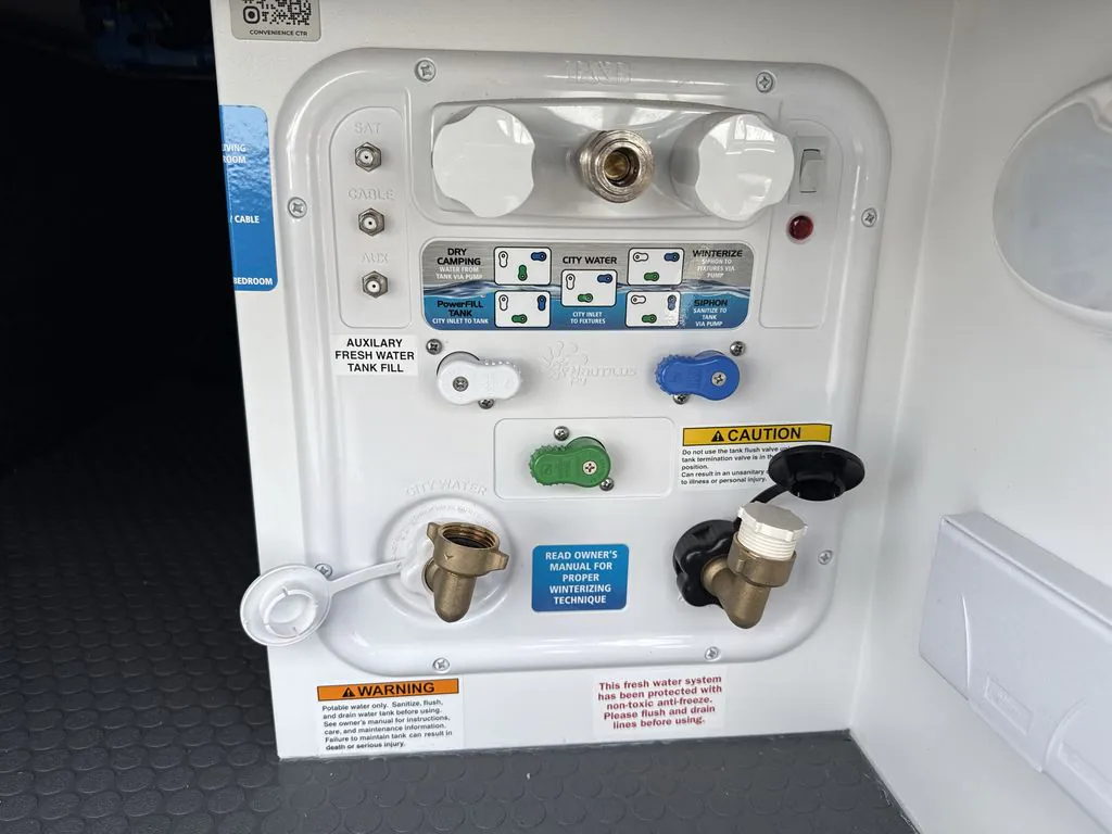 2026 Brinkley Model Ix 20X, Photos photo 12