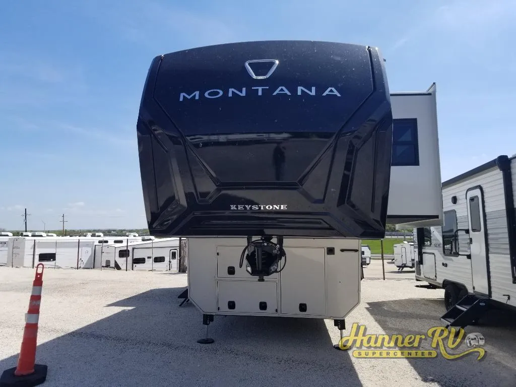 2026 Keystone Montana 3100RL - Photo 3