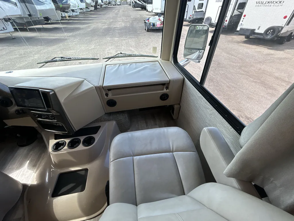 2022 Thor Motor Coach Freedom Traveler A32, Photos photo 32