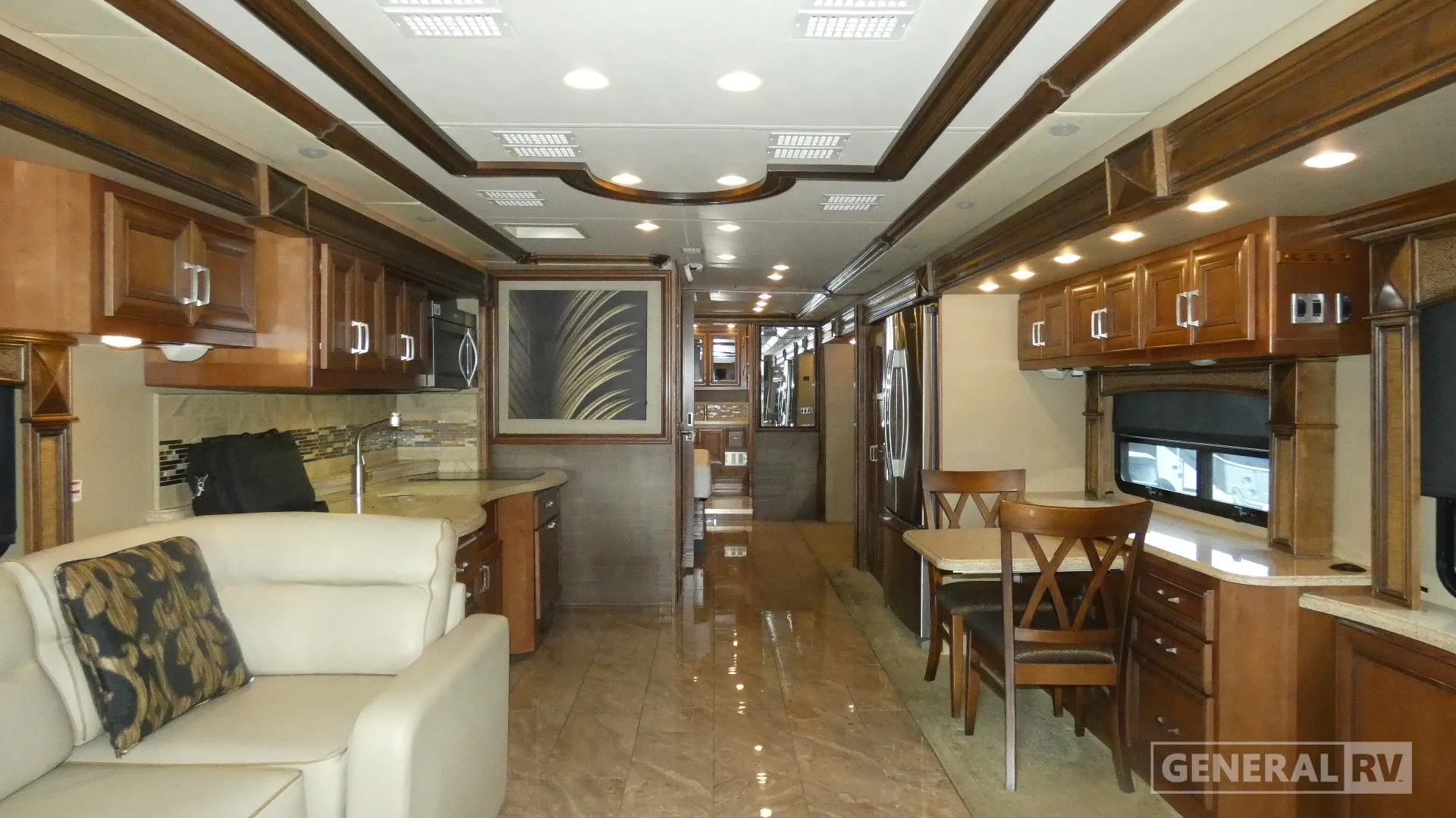 2015 American Coach American Revolution 42G - Photo 3