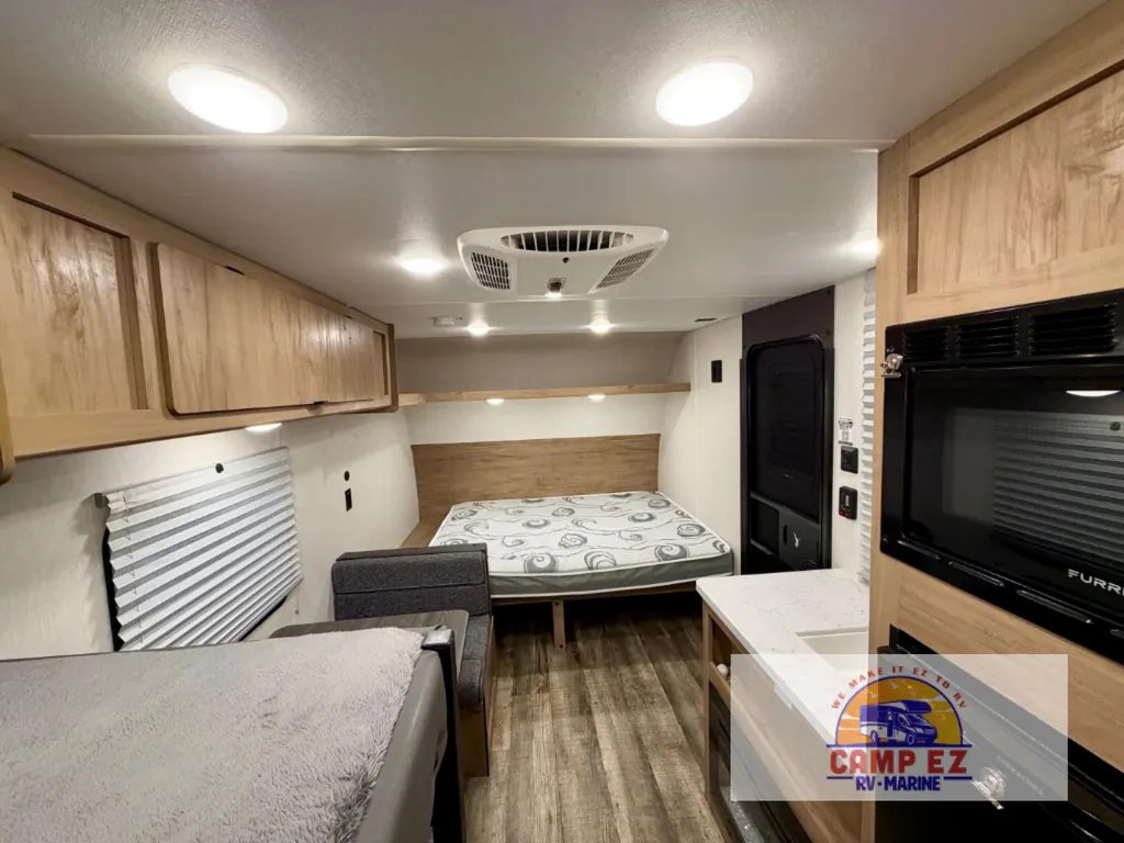 2024 Forest River Cherokee Wolf Den 16EV, Photos photo 8