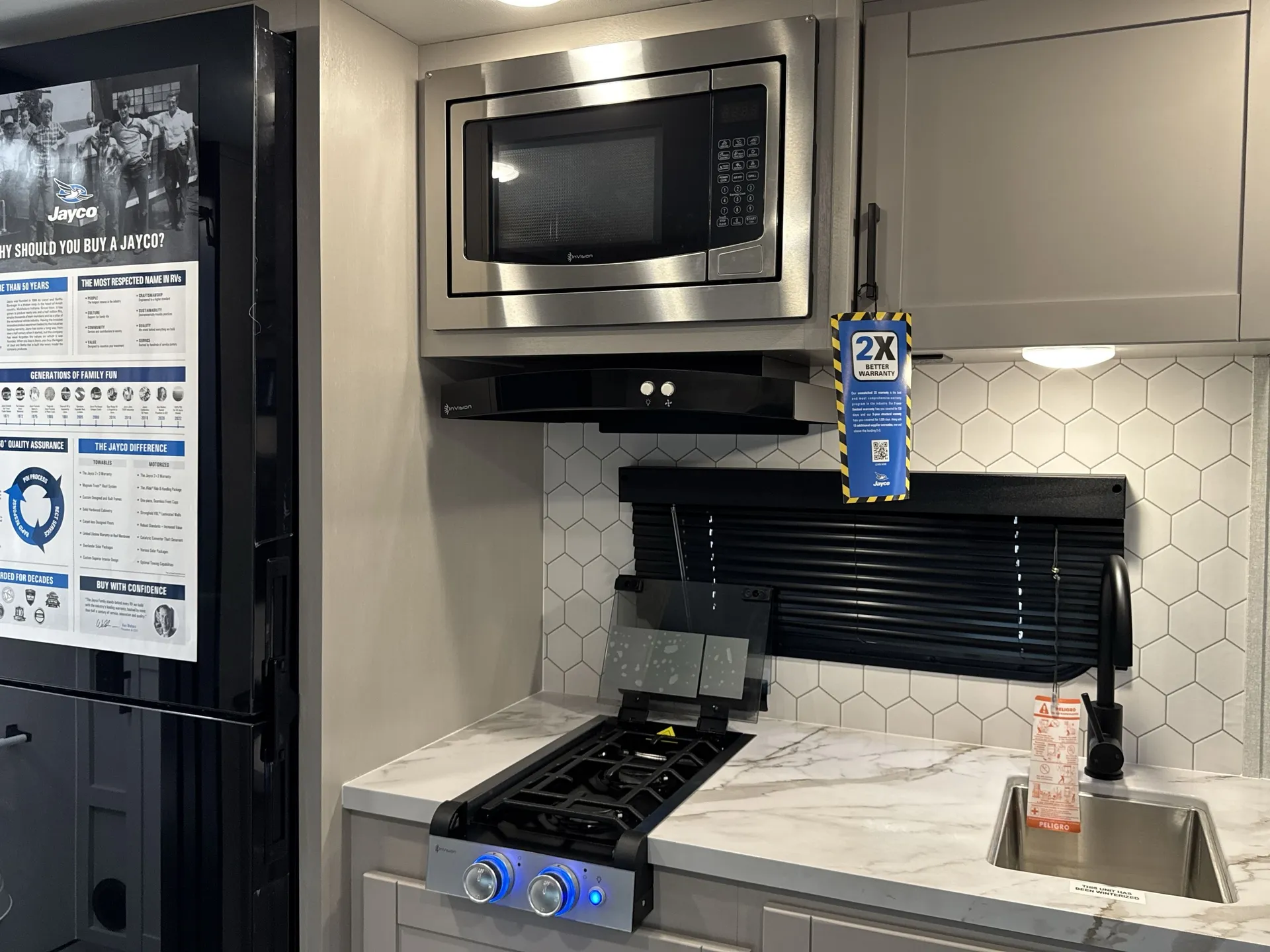2026 Jayco Jay Feather Air 15MRB — kitchen