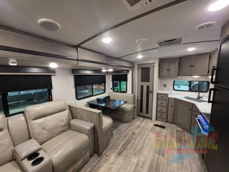 2020 Keystone Outback Ultra-Lite 260UML - Photo 4