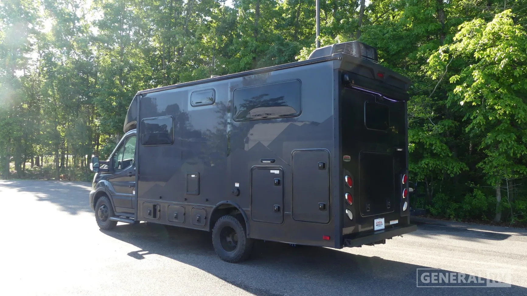2026 Entegra Coach Condor 22T - Photo 4