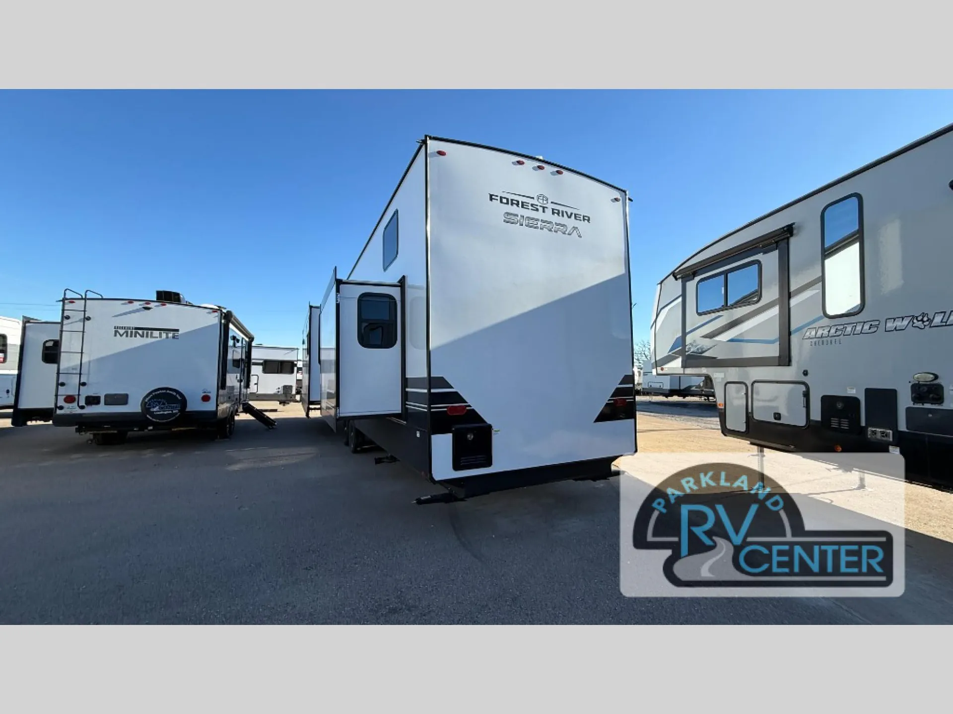 2026 Forest River Sierra Destination Trailers 422FKL — Photo 7