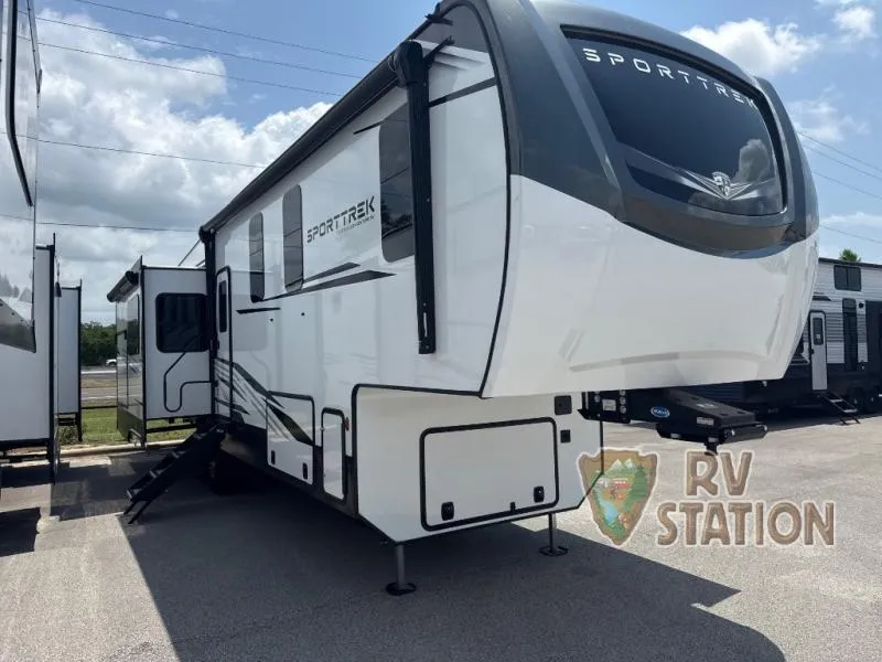 2025 Venture RV SportTrek Touring Edition 353VIK - Photo 2