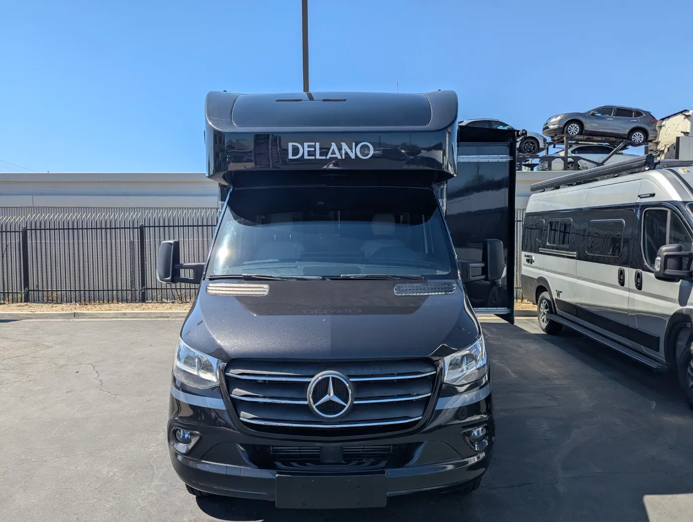 2022 Thor Motor Coach Delano 24FB - Photo 3