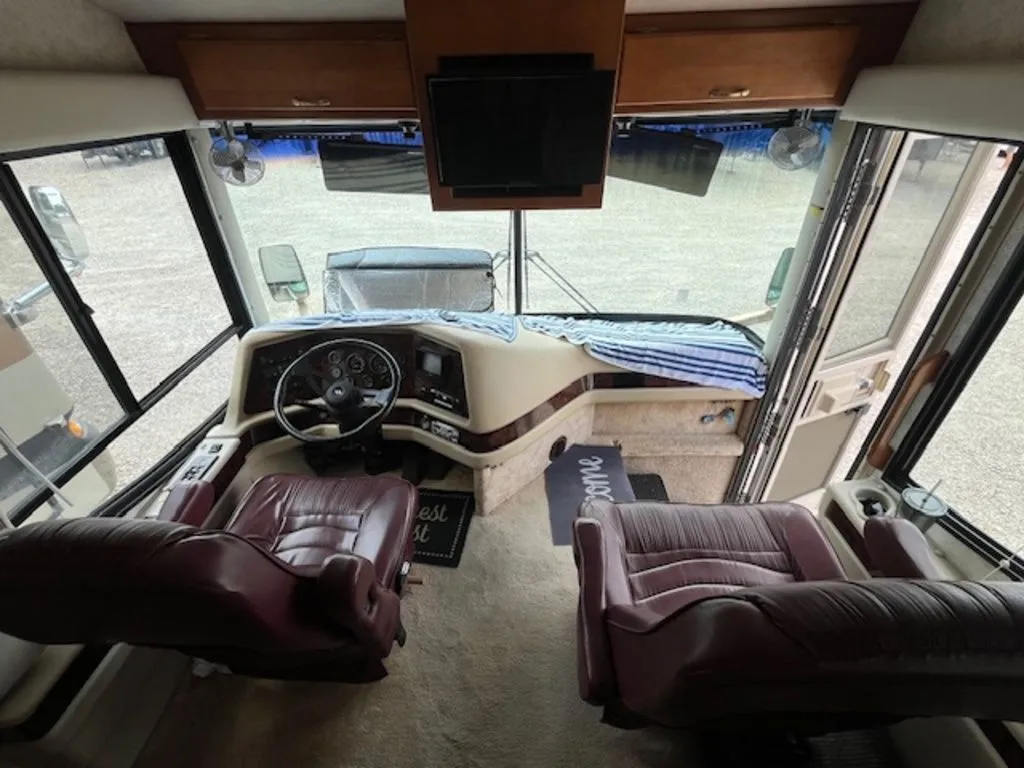 2000 Damon Escaper 3980 - Photo 2