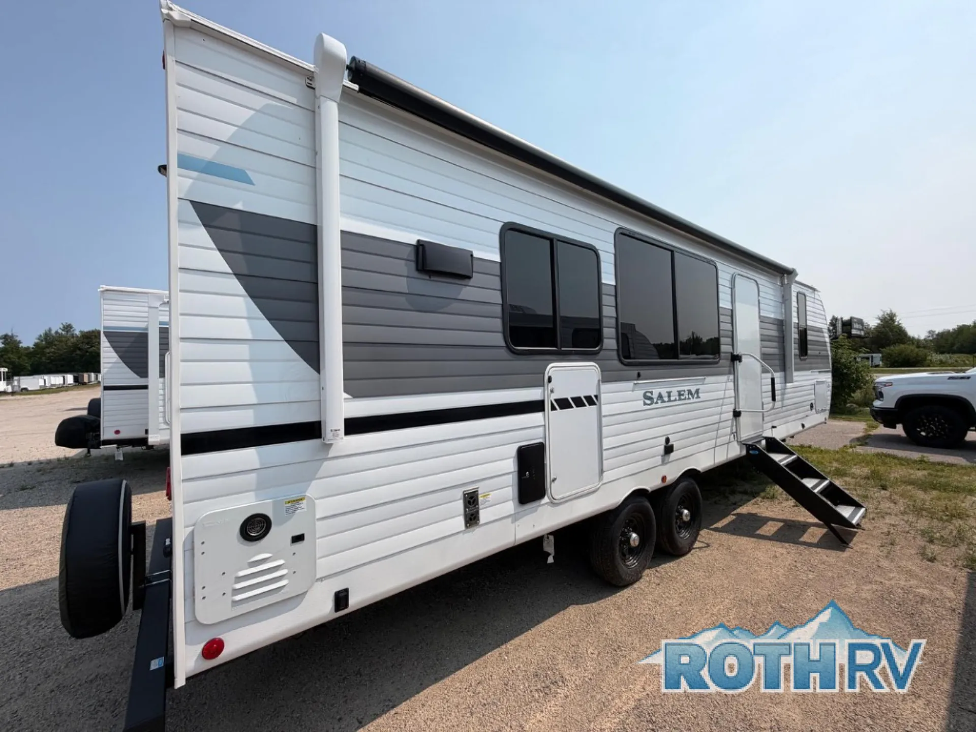 2027 Forest River Salem 27RK — Photo 6