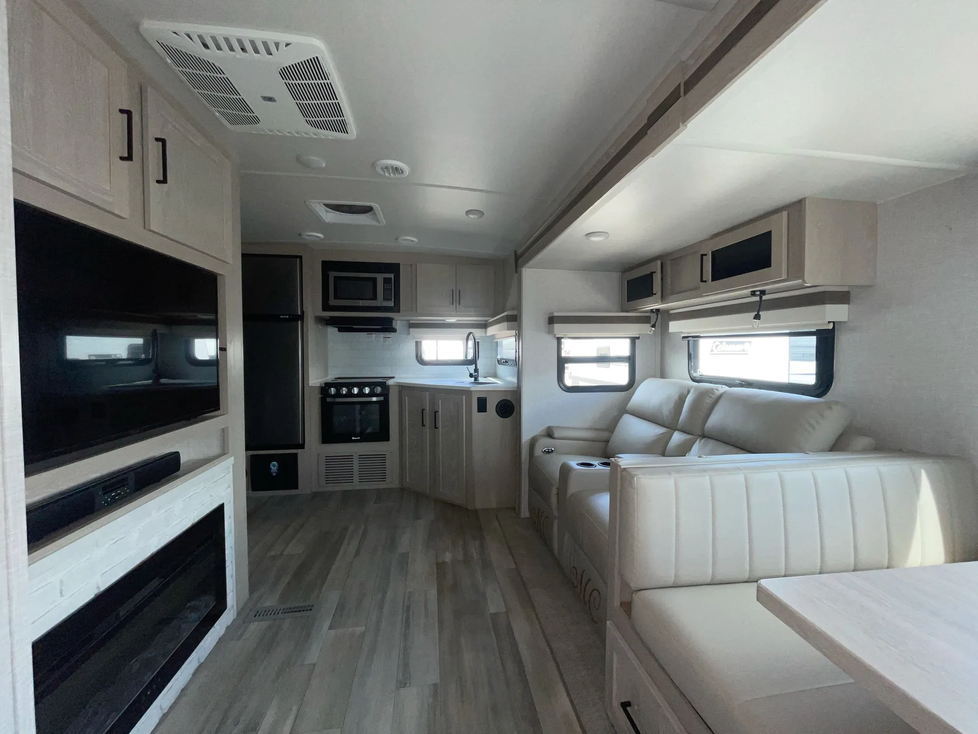 2023 Forest River Rockwood Ultra Lite 2614BS — living area main