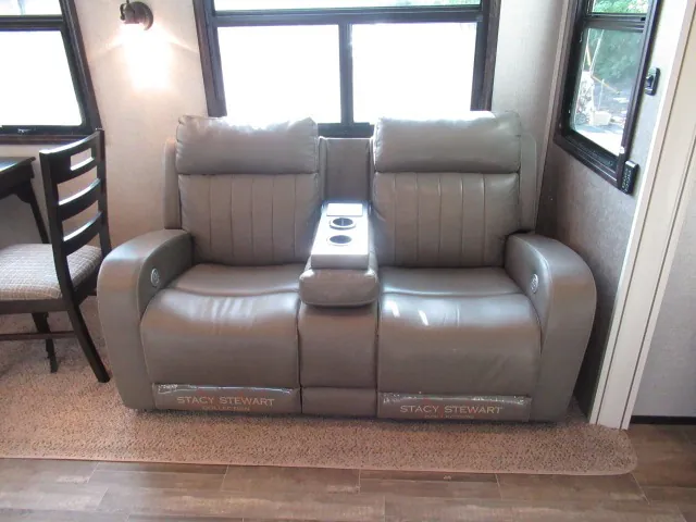 2020 Jayco North Point 387FBTS, Photos photo 11