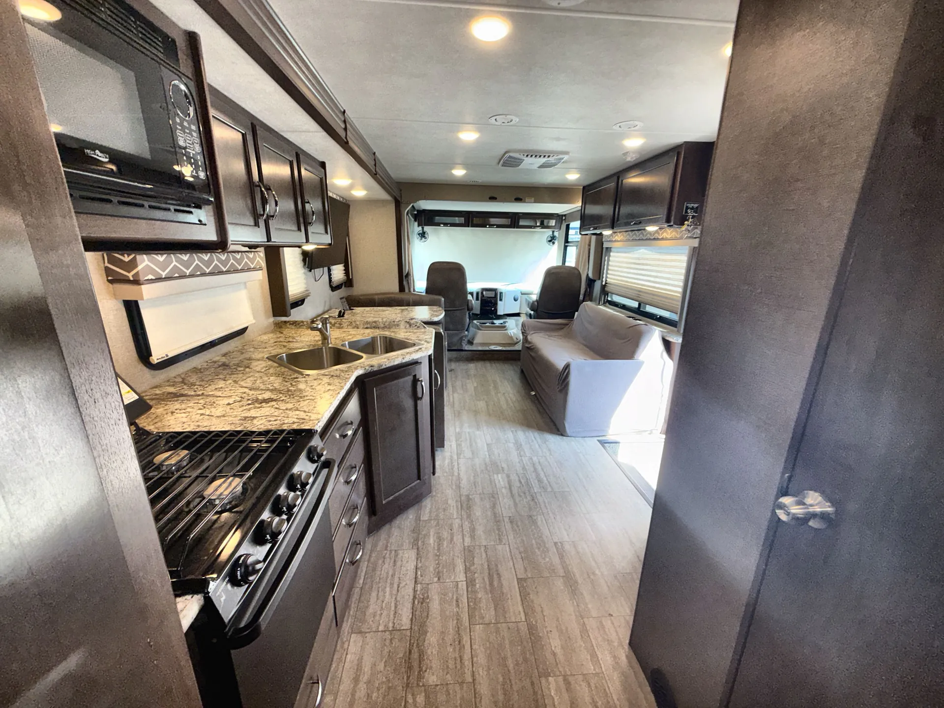 2019 Thor Motor Coach Freedom Traveler A30 — living area main