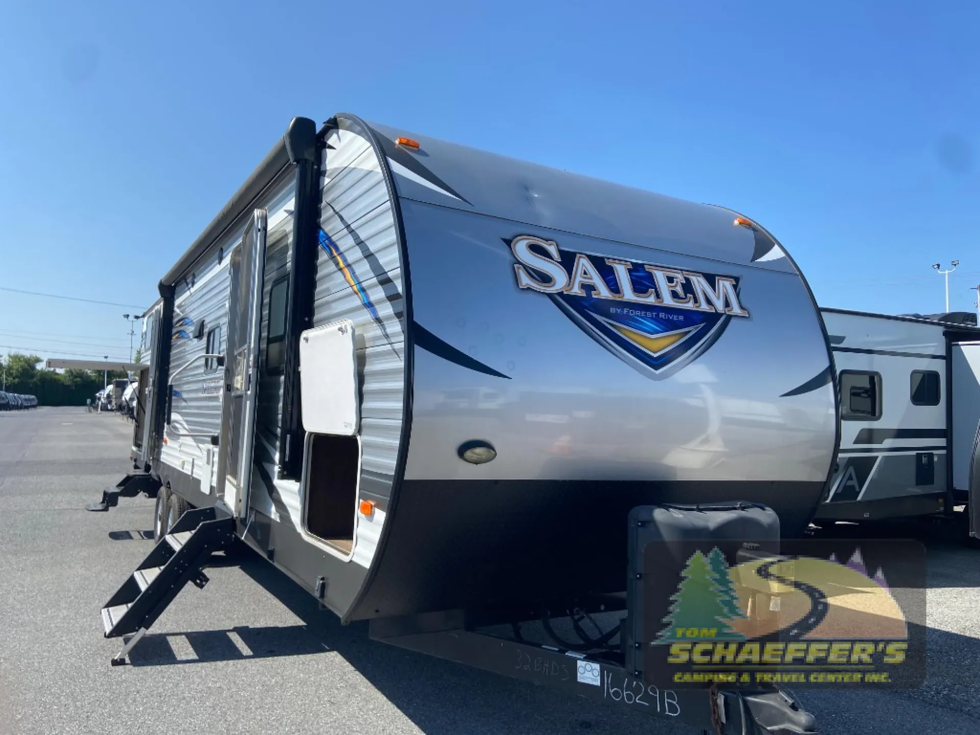 2018 Forest River Salem 32BHDS - Photo 3
