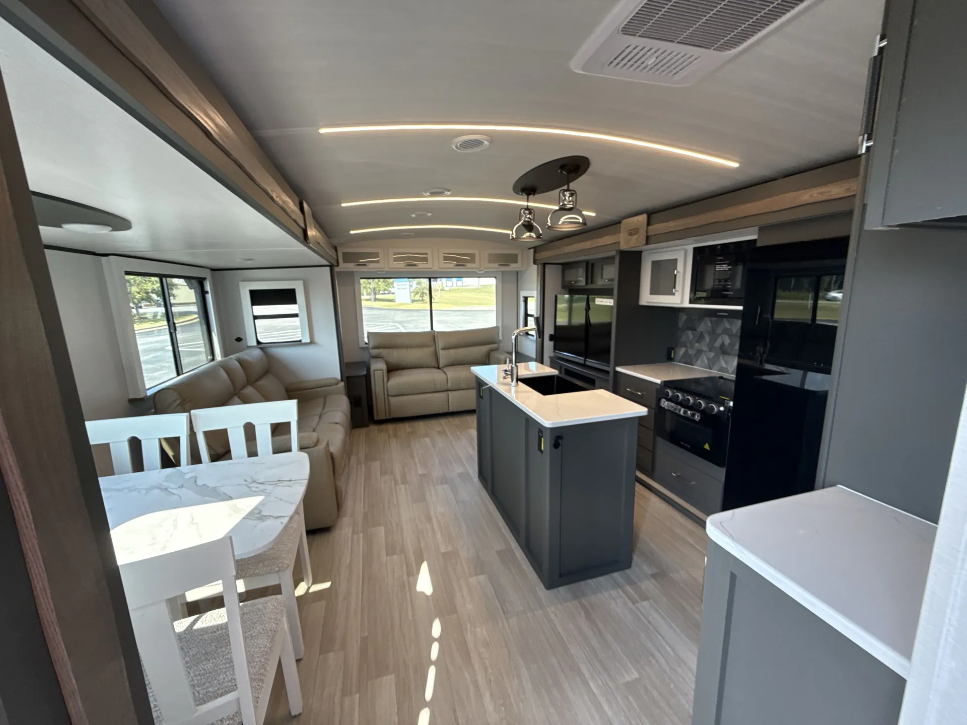 2026 Keystone Bullet Premium 310RES - Photo 3