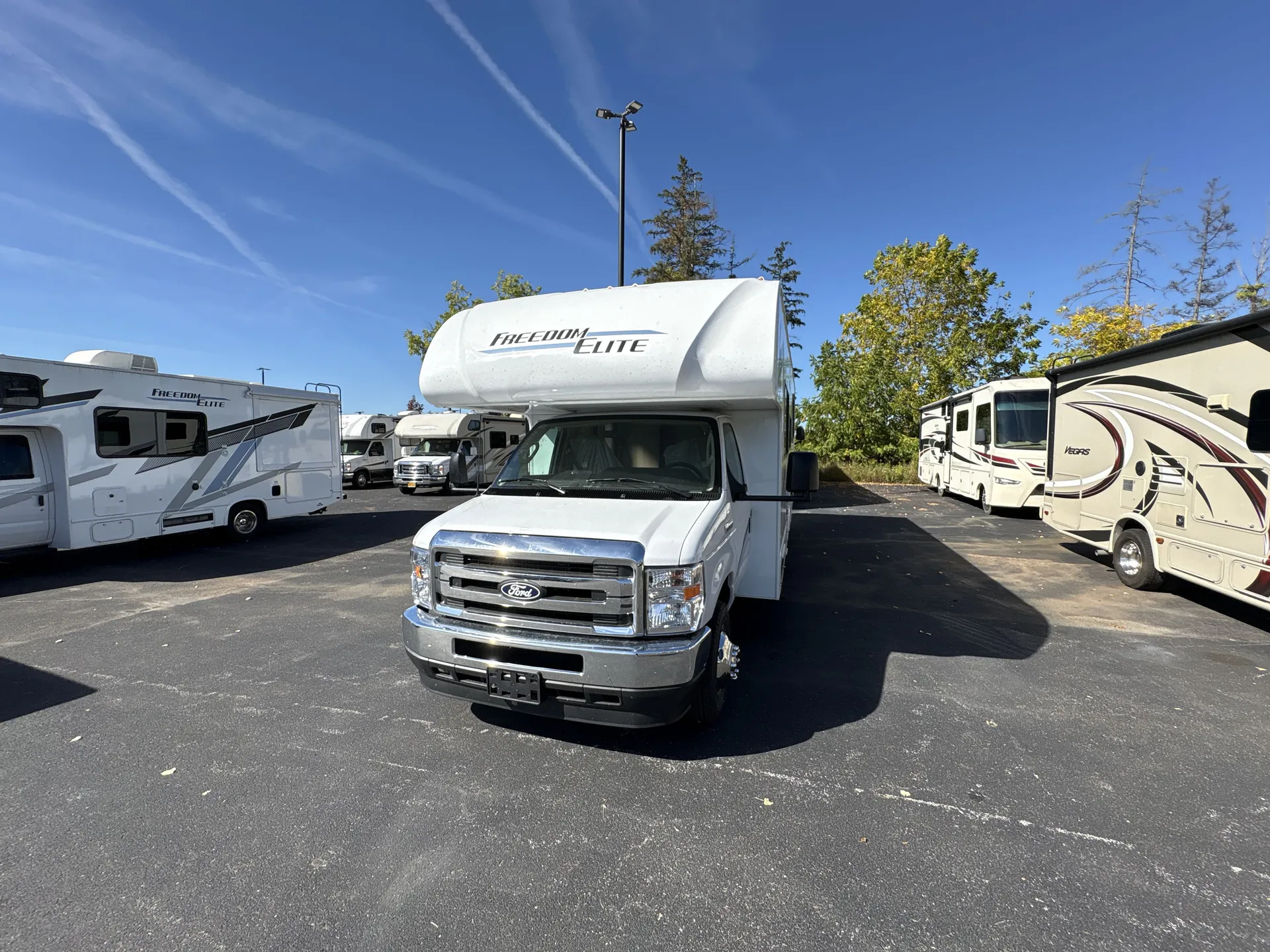 2026 Thor Motor Coach Freedom Elite 28HZ - Photo 2