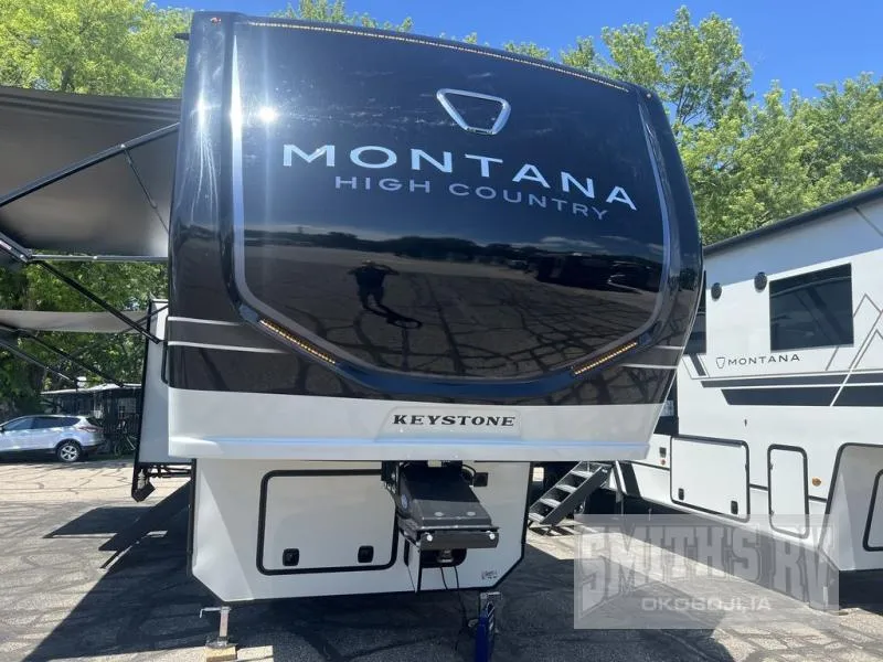 2026 Keystone Montana 381TB - Photo 3