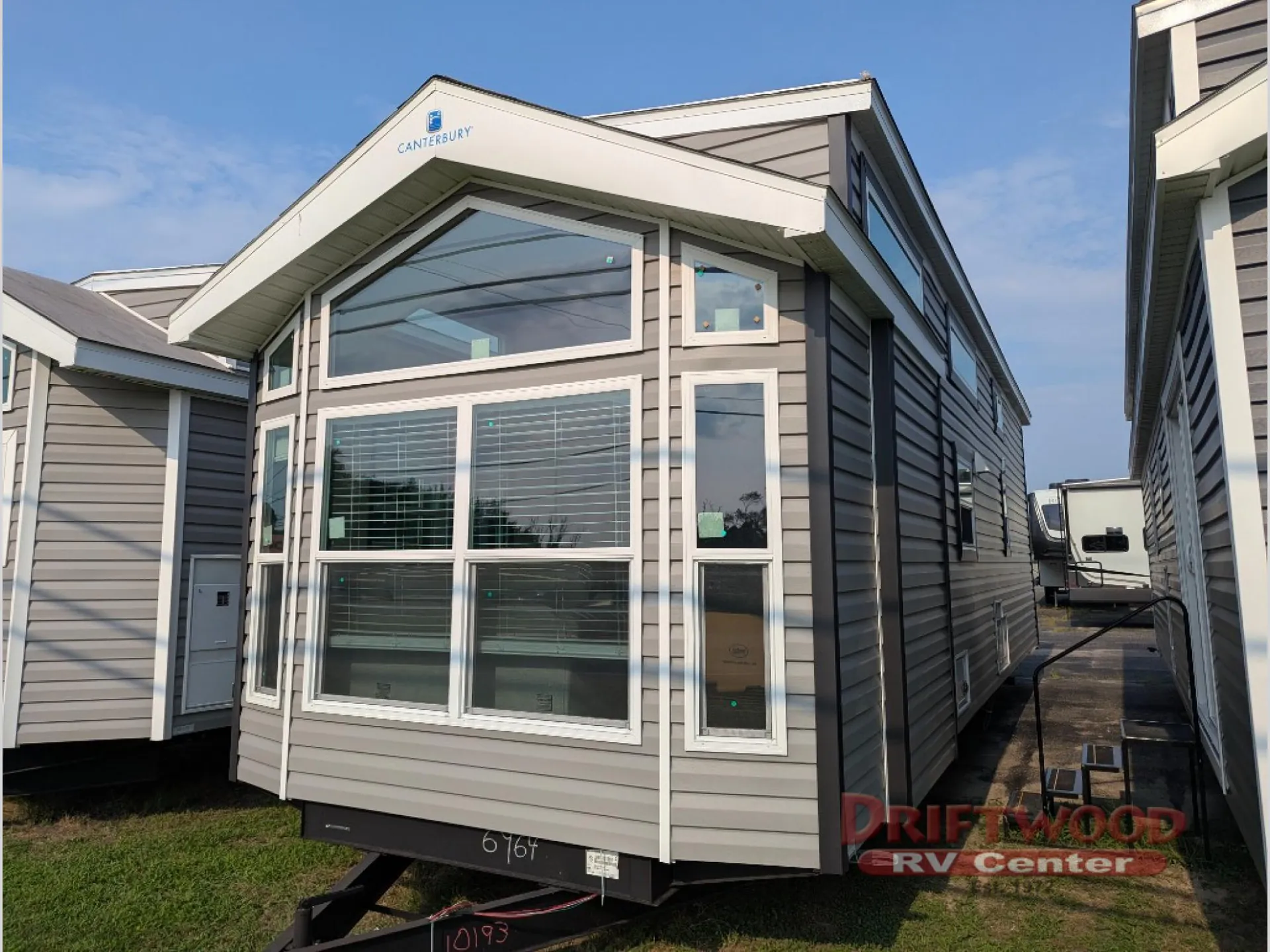 2027 Canterbury RV Parkvue P38-CKL - Photo 2