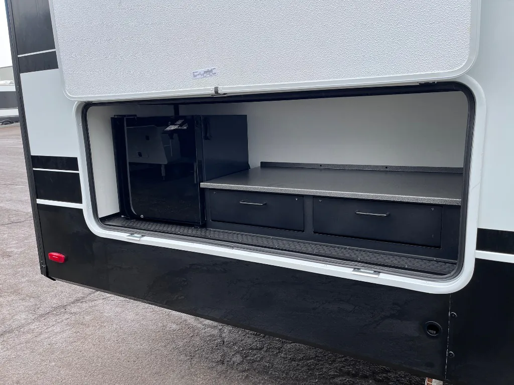 2026 Brinkley Model Z 2810, Photos photo 32