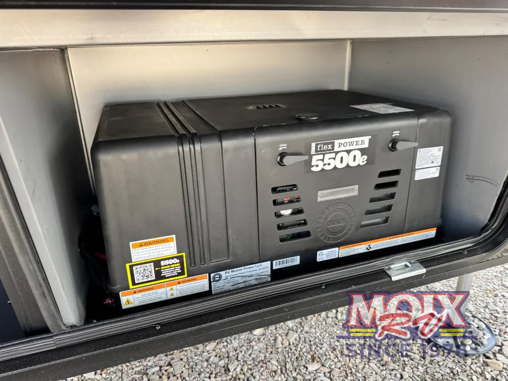 2026 Brinkley Model G 3520, Photos photo 18