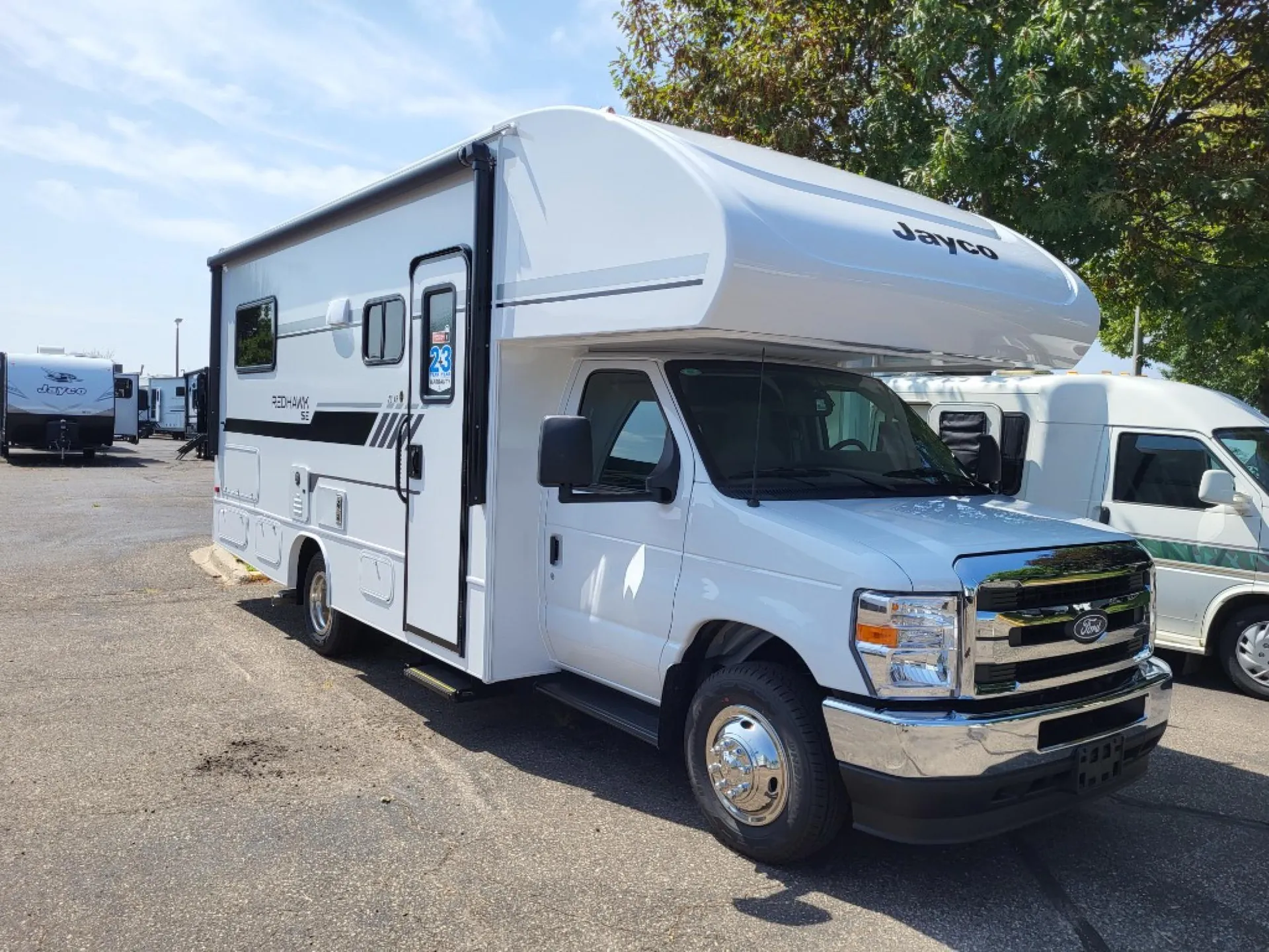 2027 Jayco Redhawk SE 22AF - Photo 2