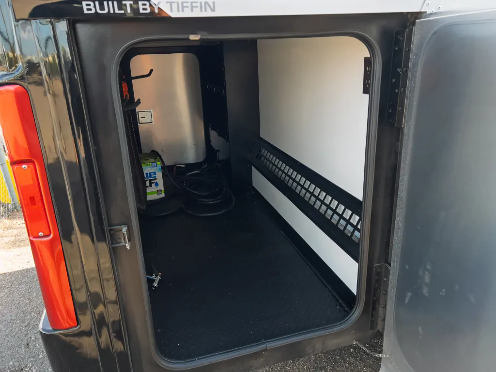 2025 Tiffin Wayfarer 25 XLW, Photos photo 19