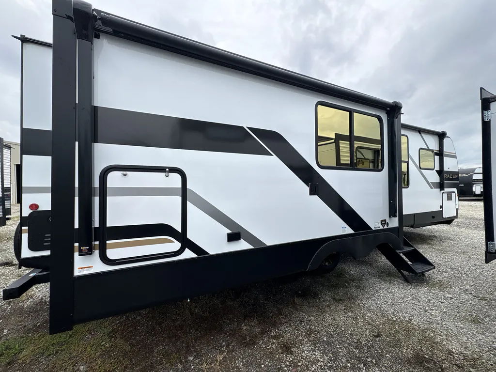 2027 Forest River Tracer 286RL, Photos photo 4