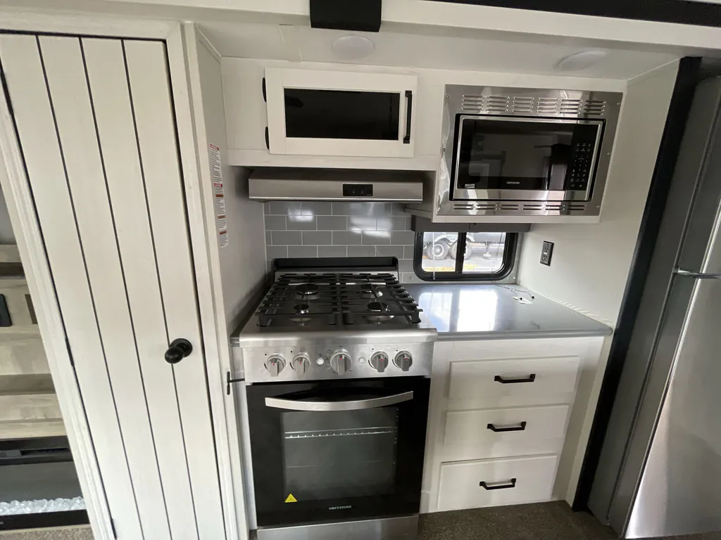 2023 Forest River Puma 38RLB, Photos photo 12