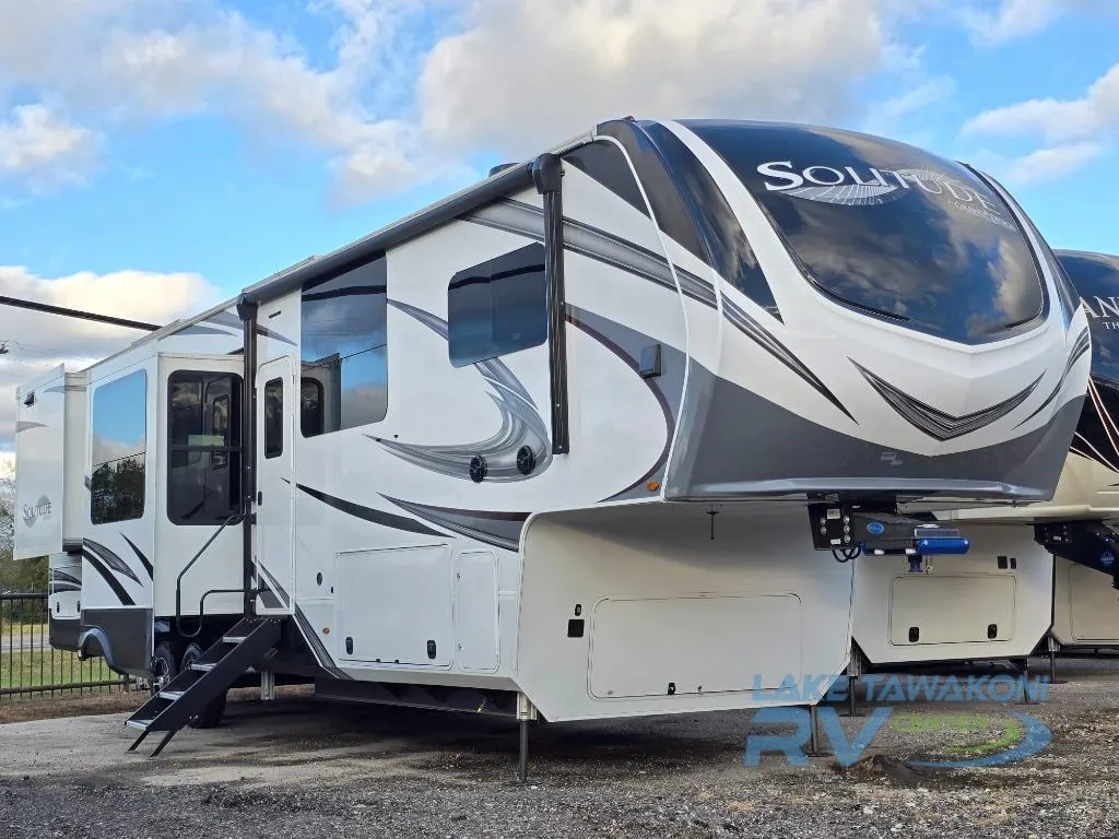 2023 Grand Design Solitude 390RK - Photo 2