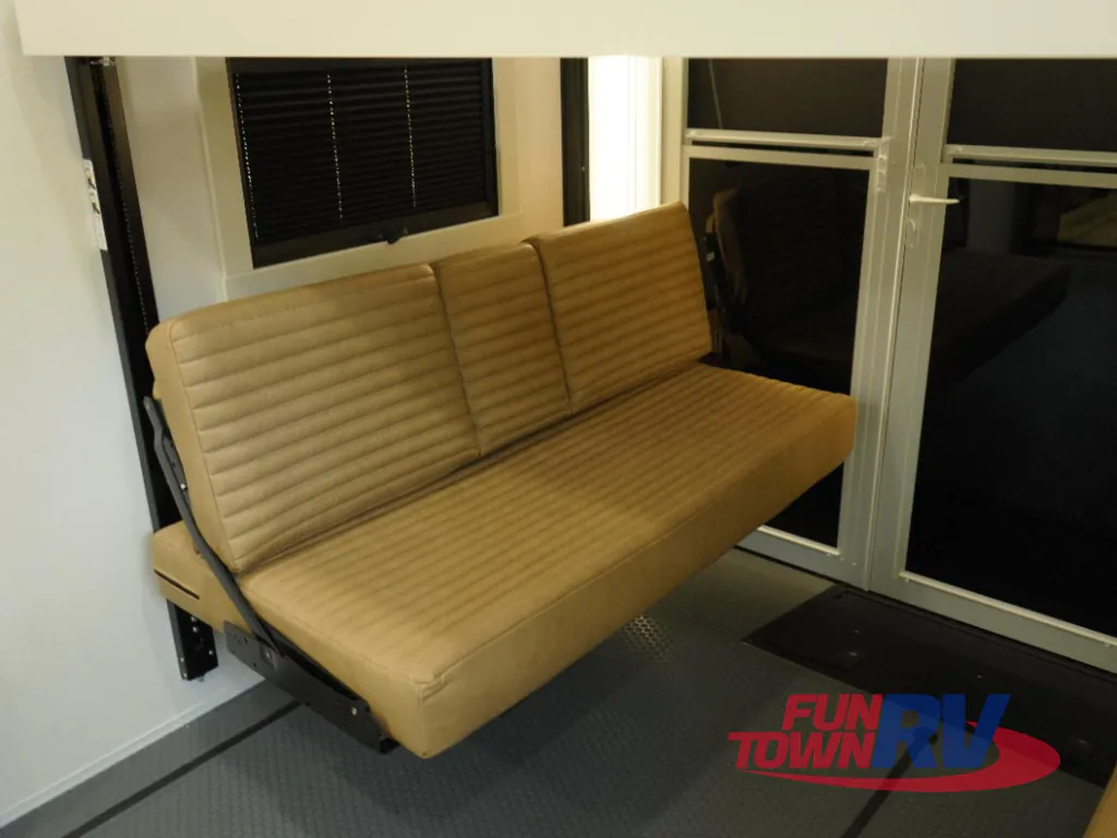 2027 Brinkley Model G 3970, Photos photo 52